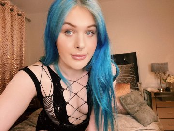 ch0c0lateDr0pLara from Rotherham,United Kingdom